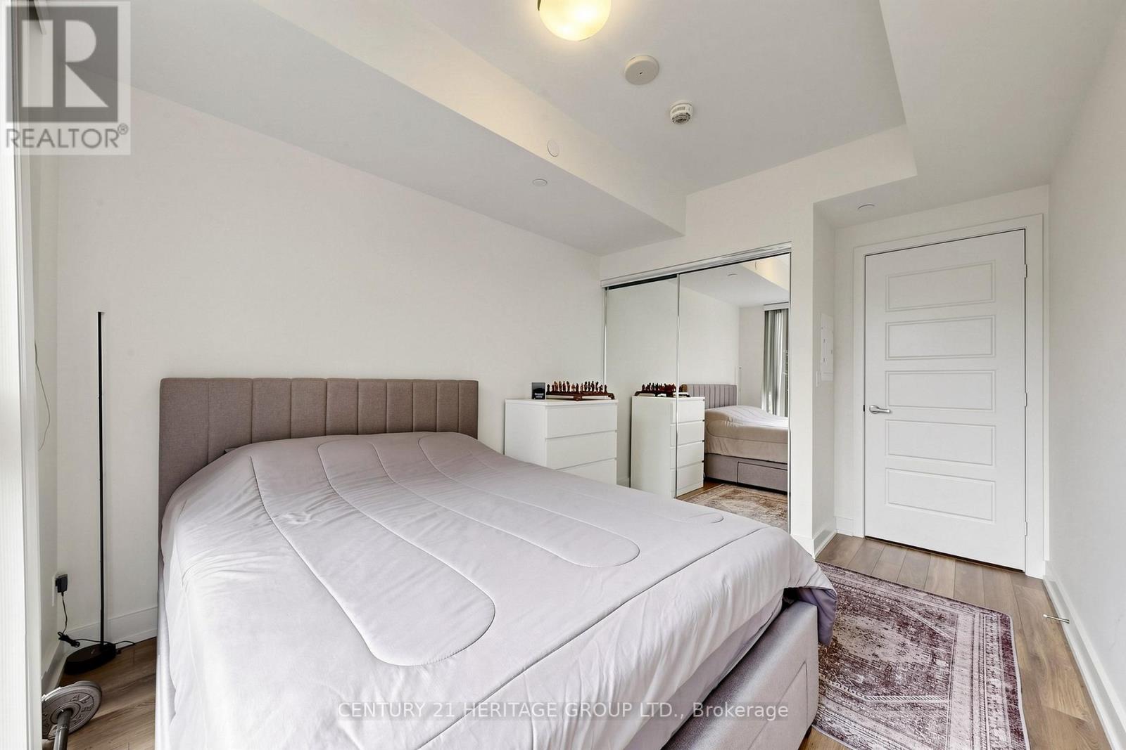#202 375 SEA RAY AVENUE - 25