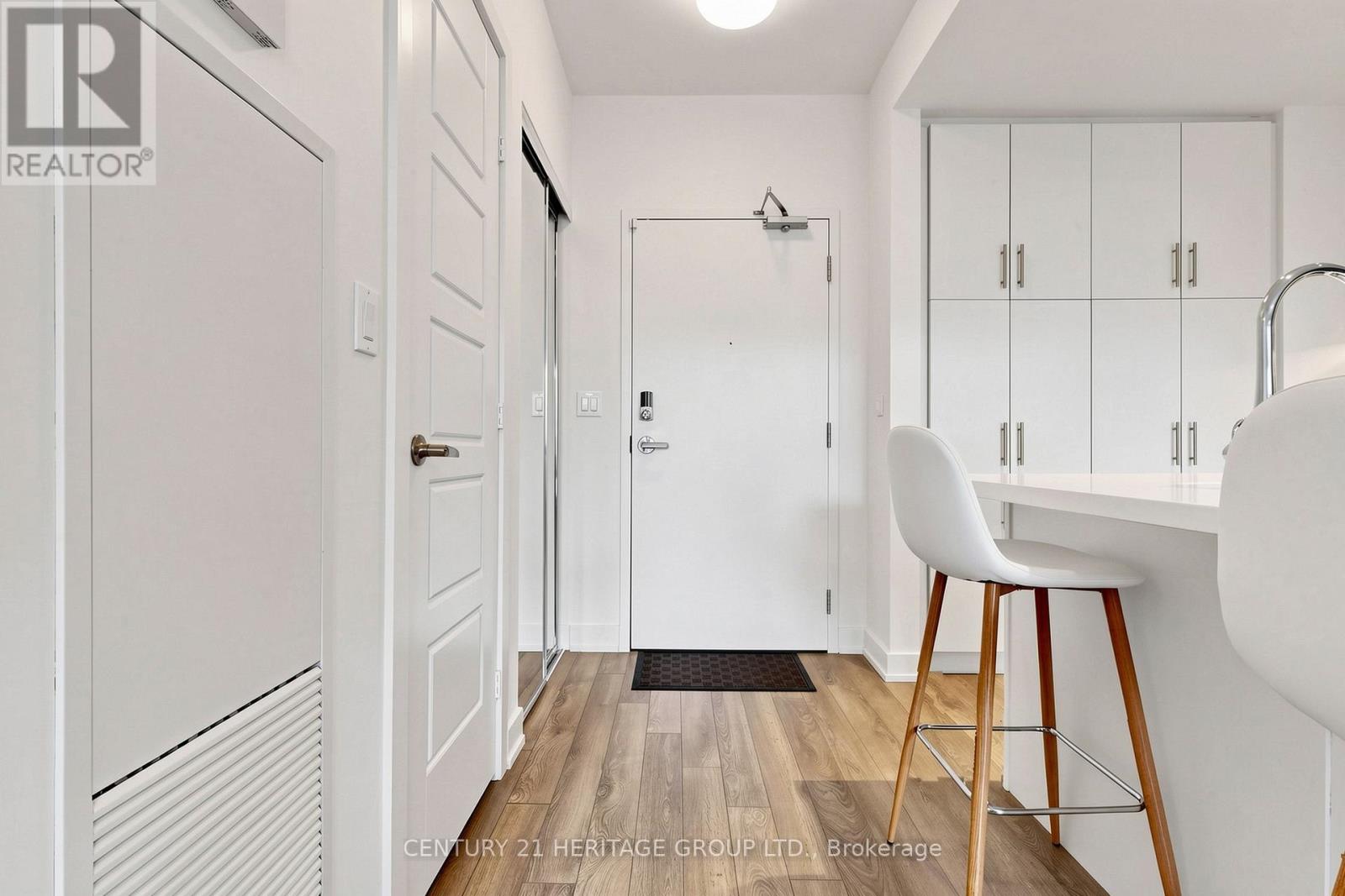 #202 375 SEA RAY AVENUE - 29