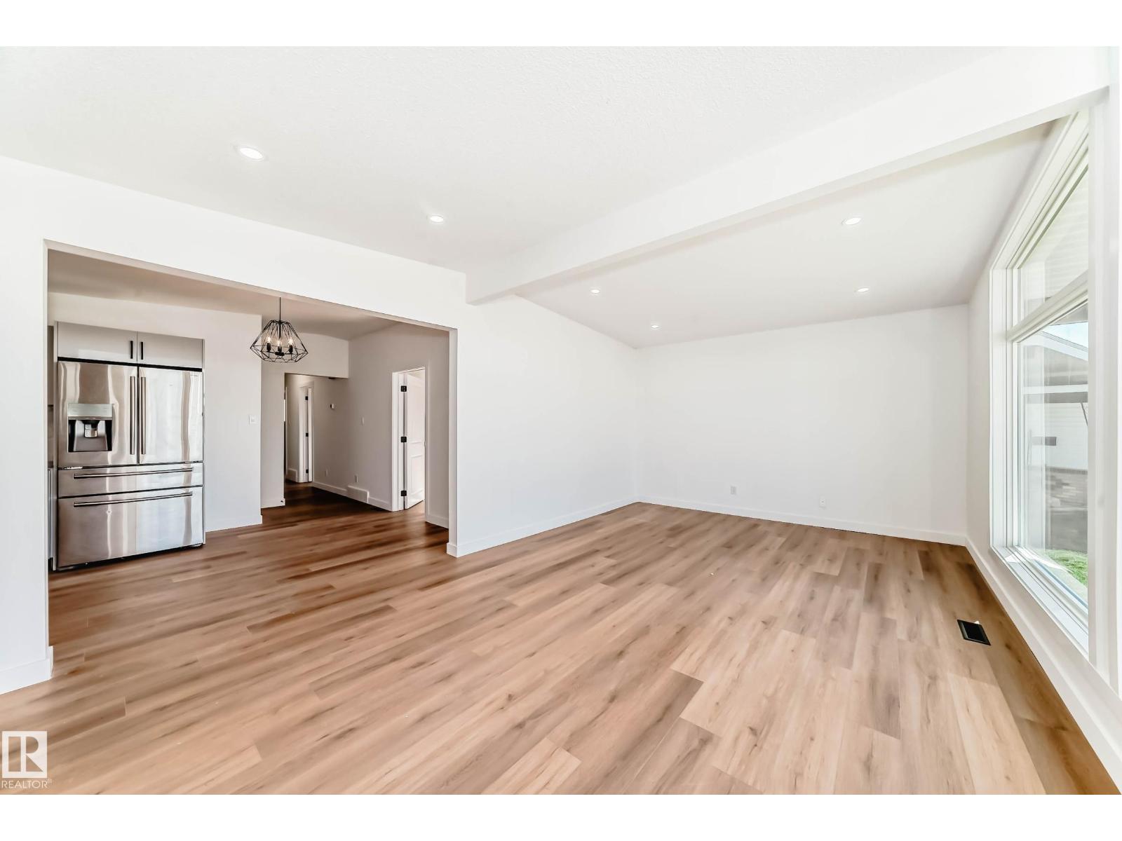 7220 152a Ave NW - 19