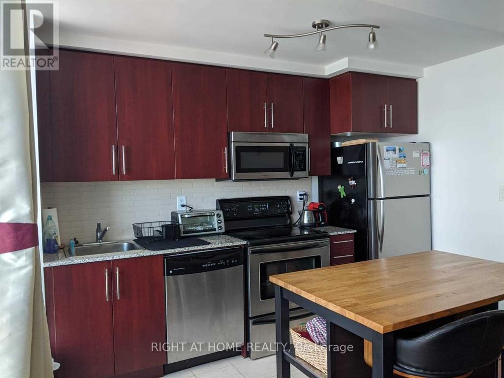 #3411 55 BREMNER BOULEVARD - 5
