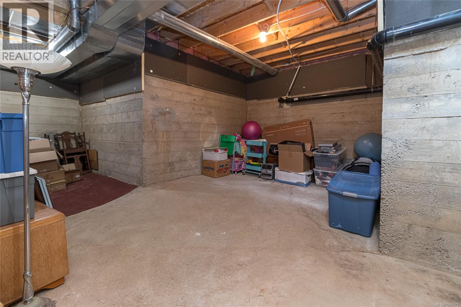 1927 Riverside Dr - 32