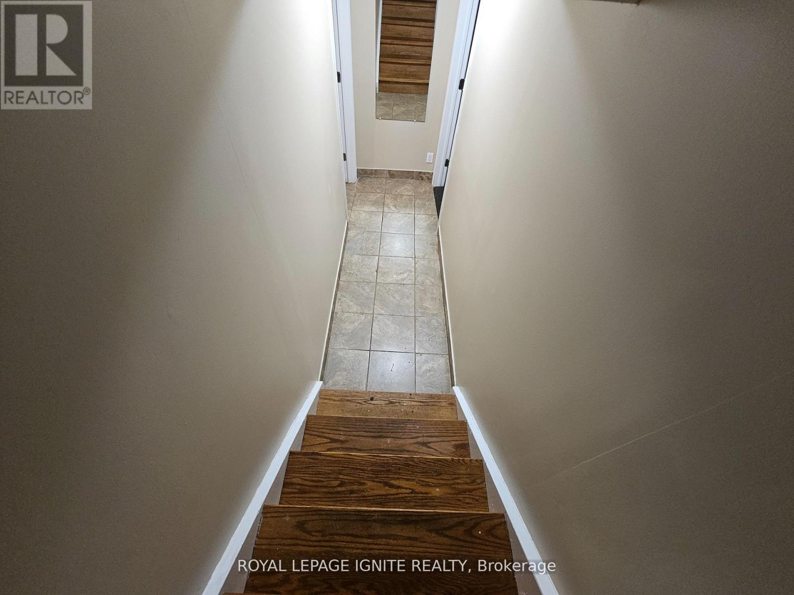 253 WOODLAND DRIVE N - 15