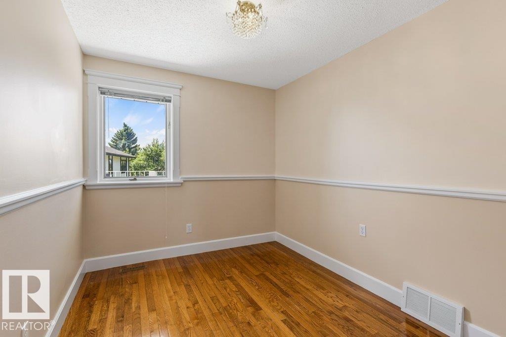 475 LESSARD DR NW - 30