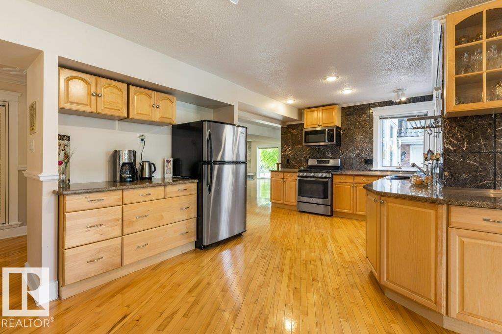475 LESSARD DR NW - 9