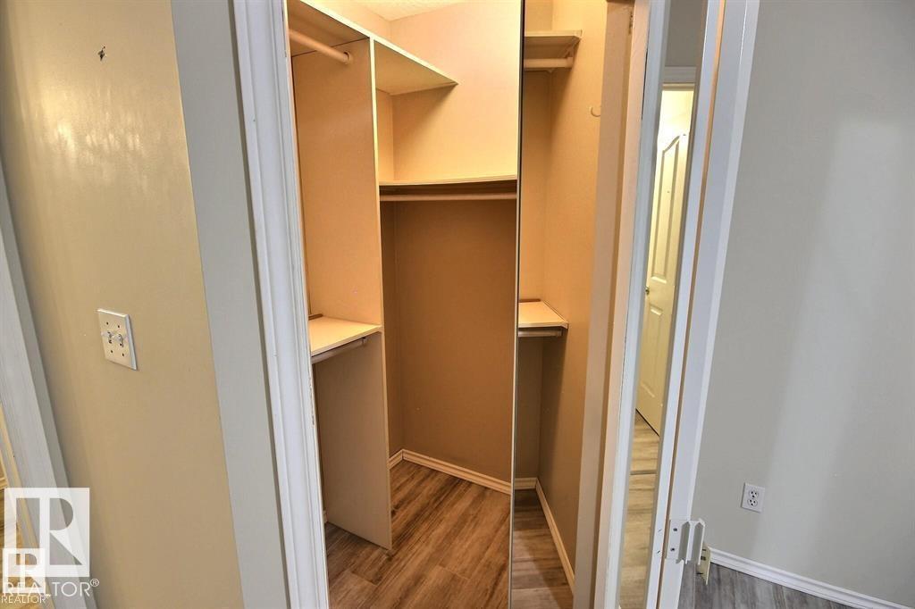 9457 156 ST NW - 16