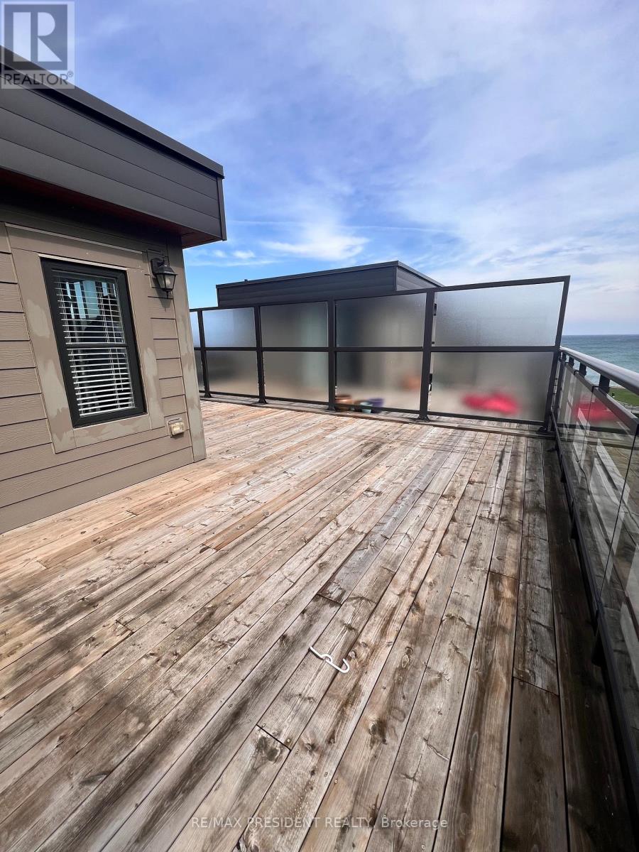 6 WATERVIEW LANE - 35
