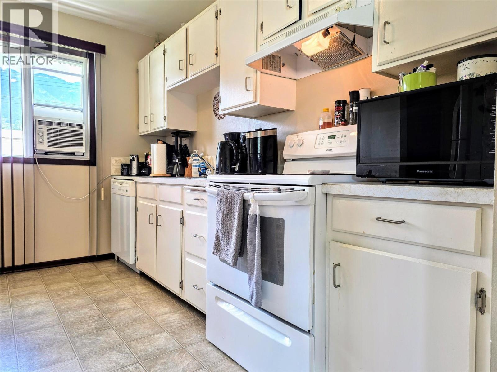 7508 Jackson Avenue - 20