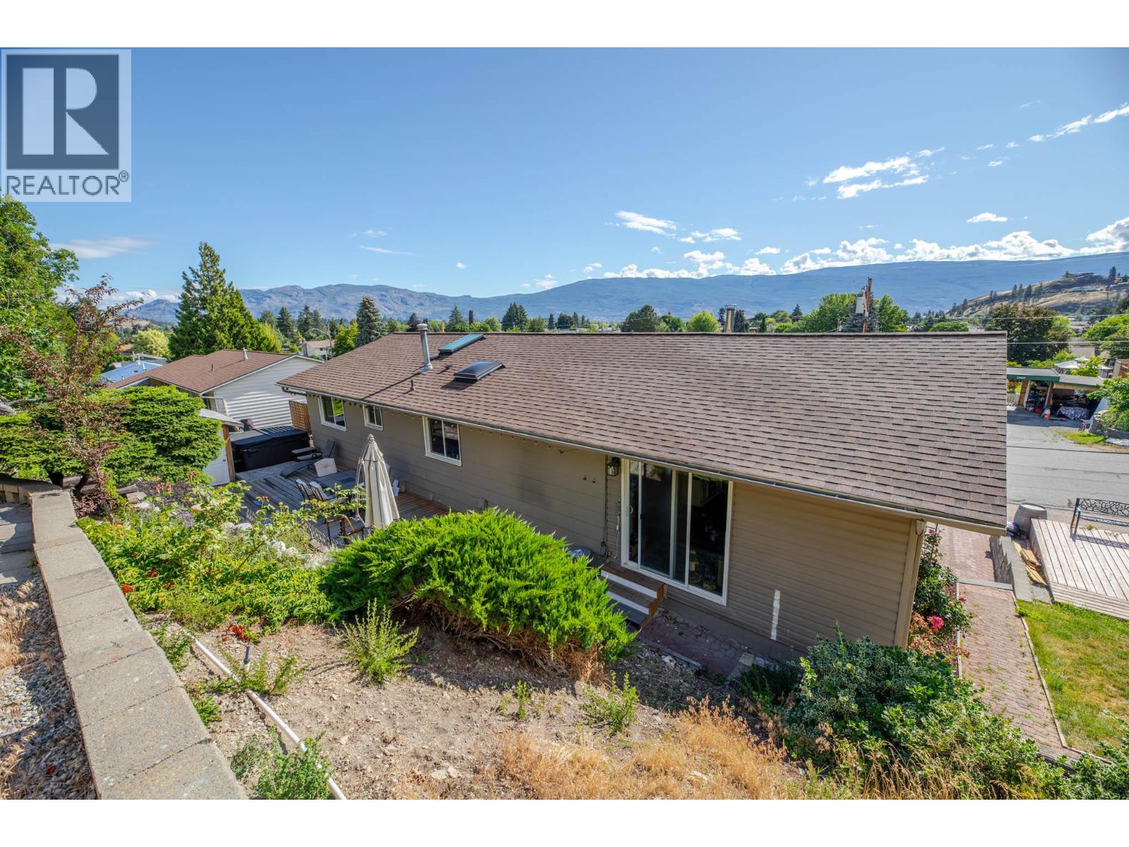 12620 Reynolds Avenue - 19