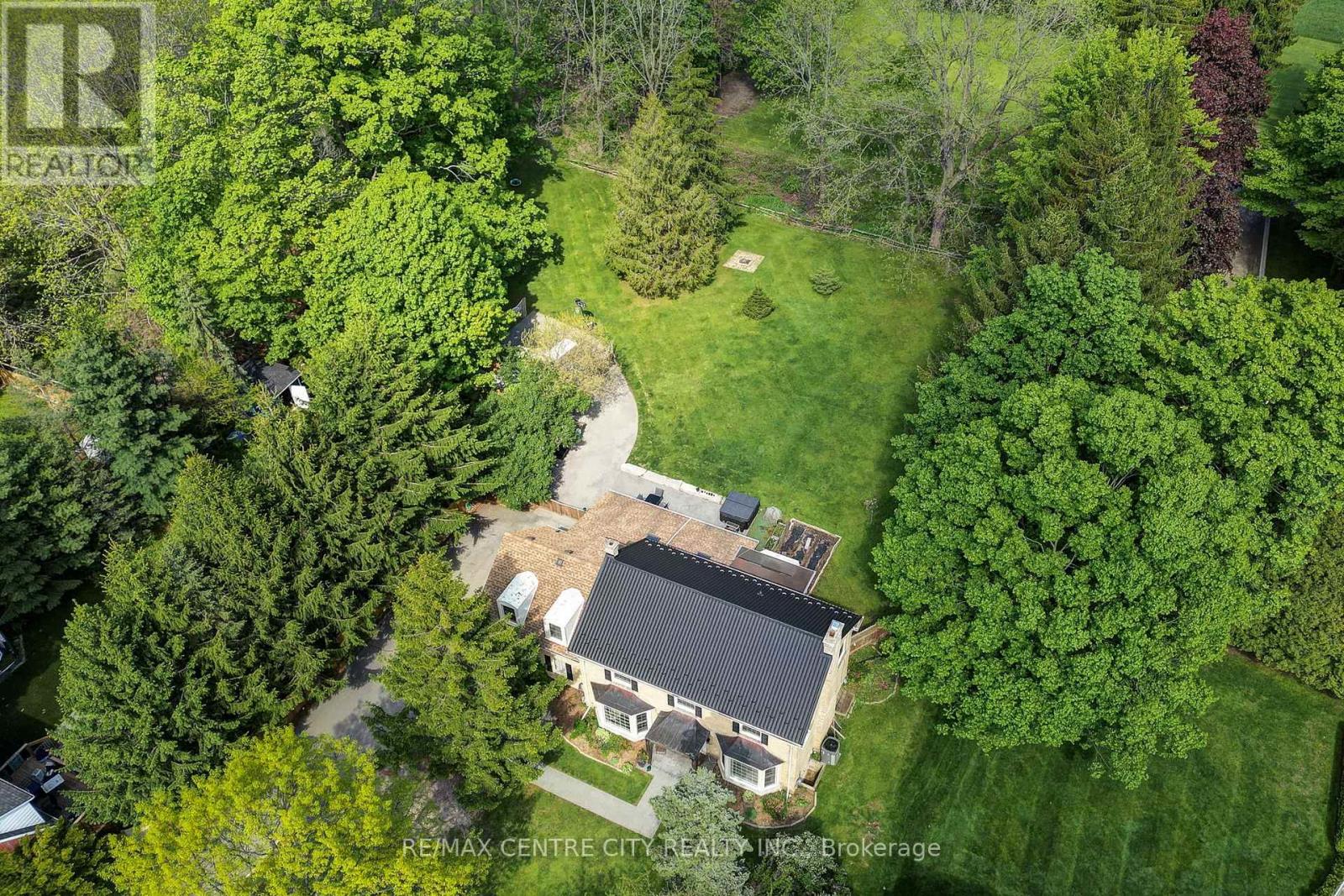 339 SUNSET DRIVE - 1