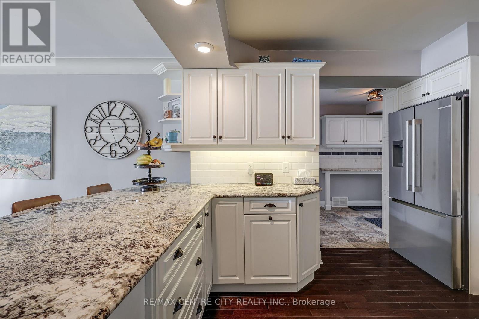 339 SUNSET DRIVE - 15