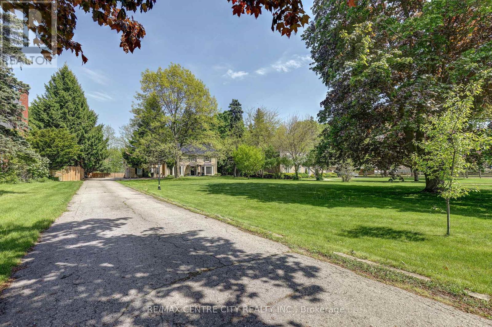 339 SUNSET DRIVE - 2