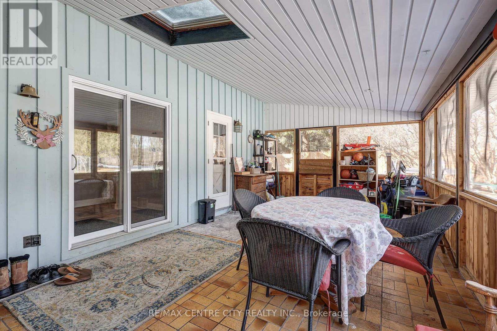 339 SUNSET DRIVE - 39