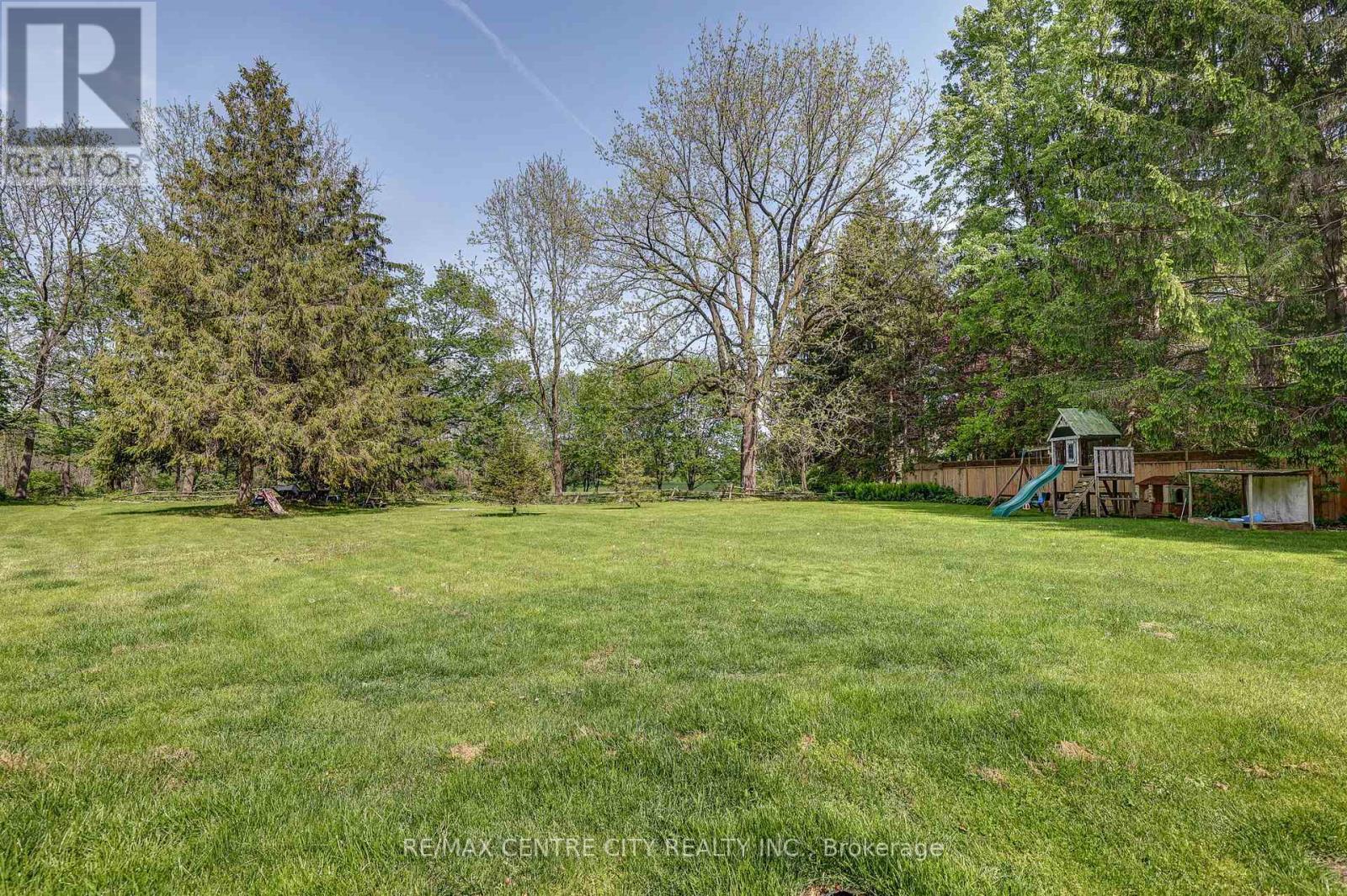 339 SUNSET DRIVE - 41