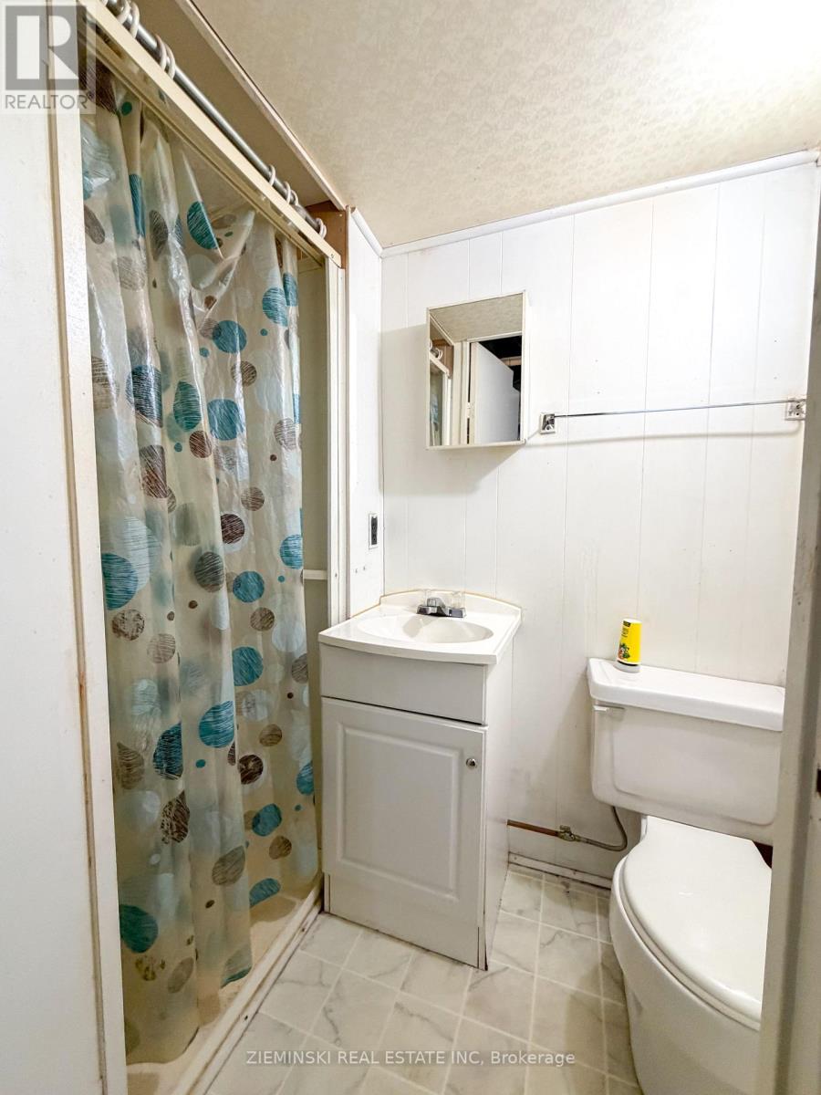 33 FIFTH STREET - 18