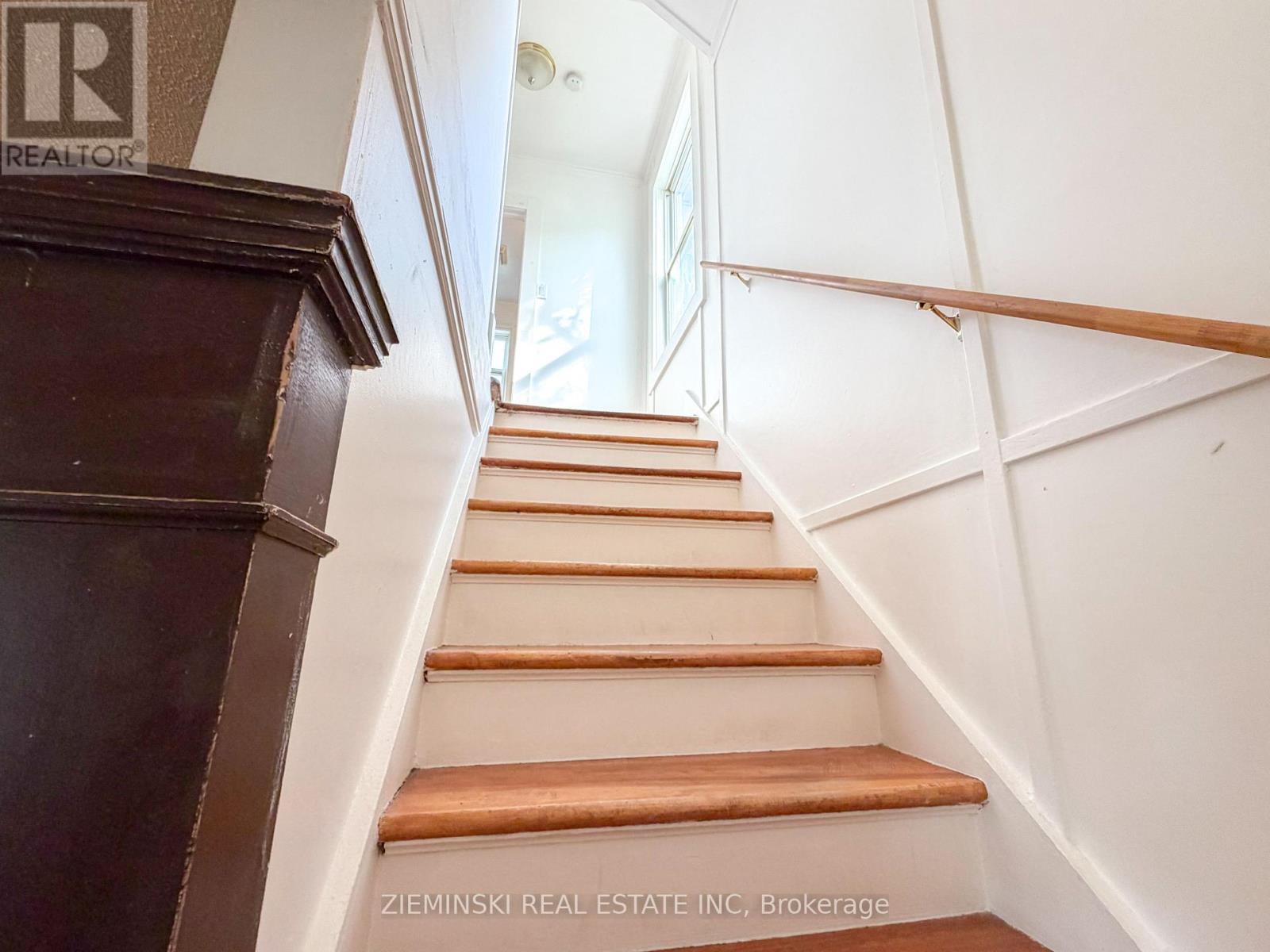 33 FIFTH STREET - 8