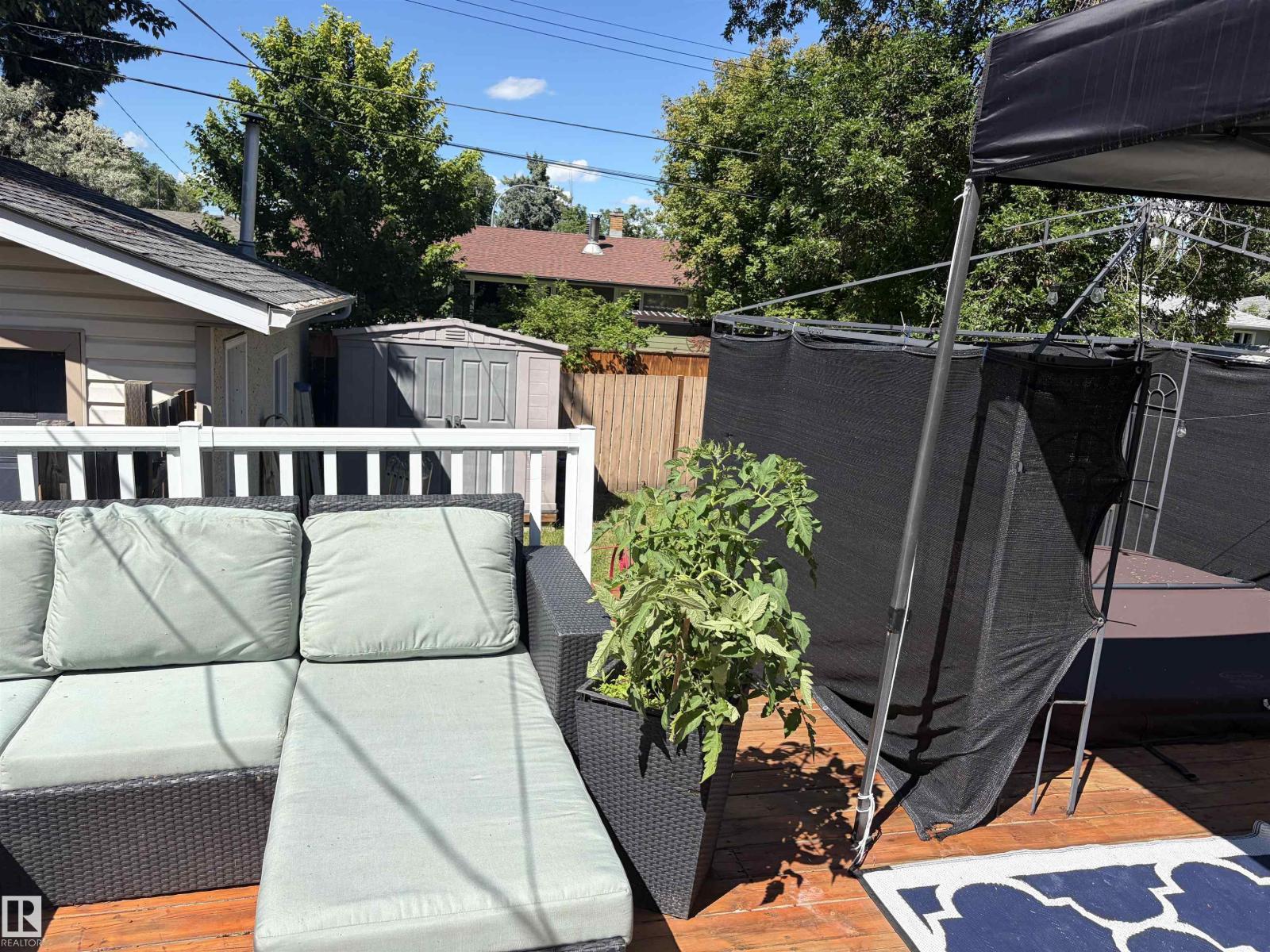 15922 92 AV NW — photo 14
