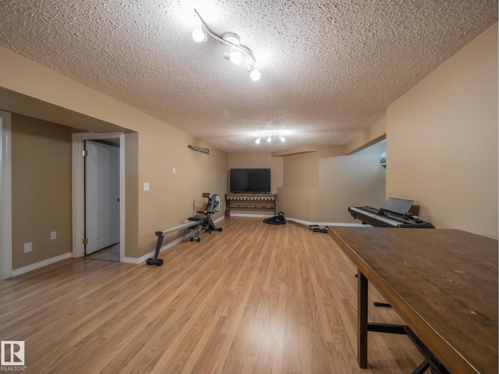 43 HOLMGREN CR — photo 30