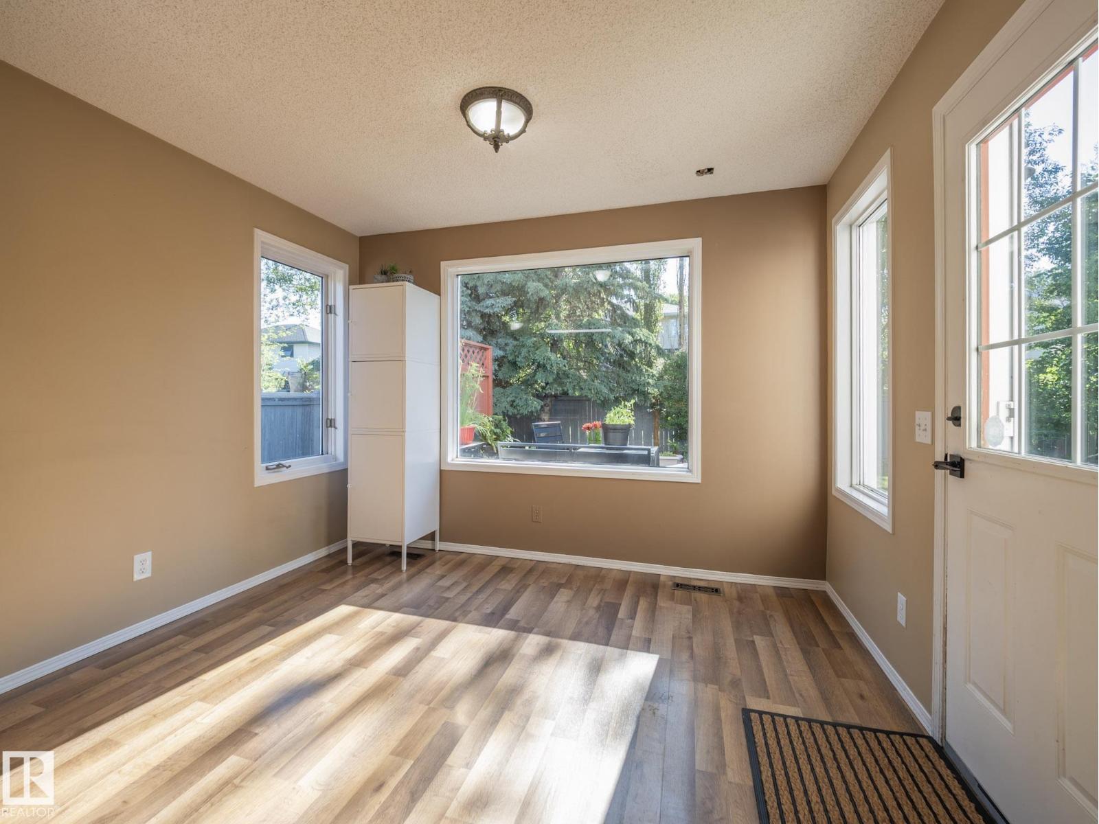 43 HOLMGREN CR — photo 15