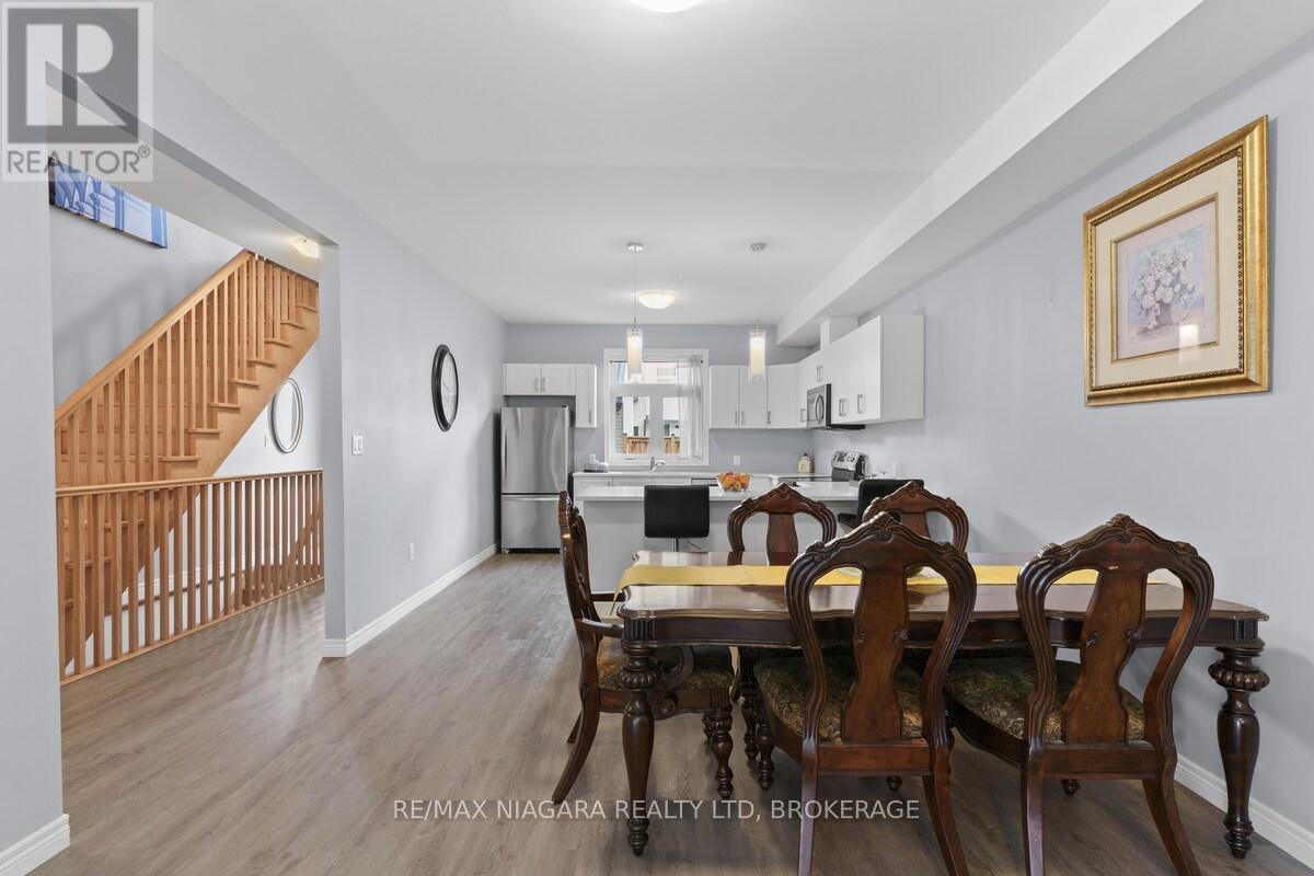 153 SUMMERSIDES BOULEVARD - Image 12