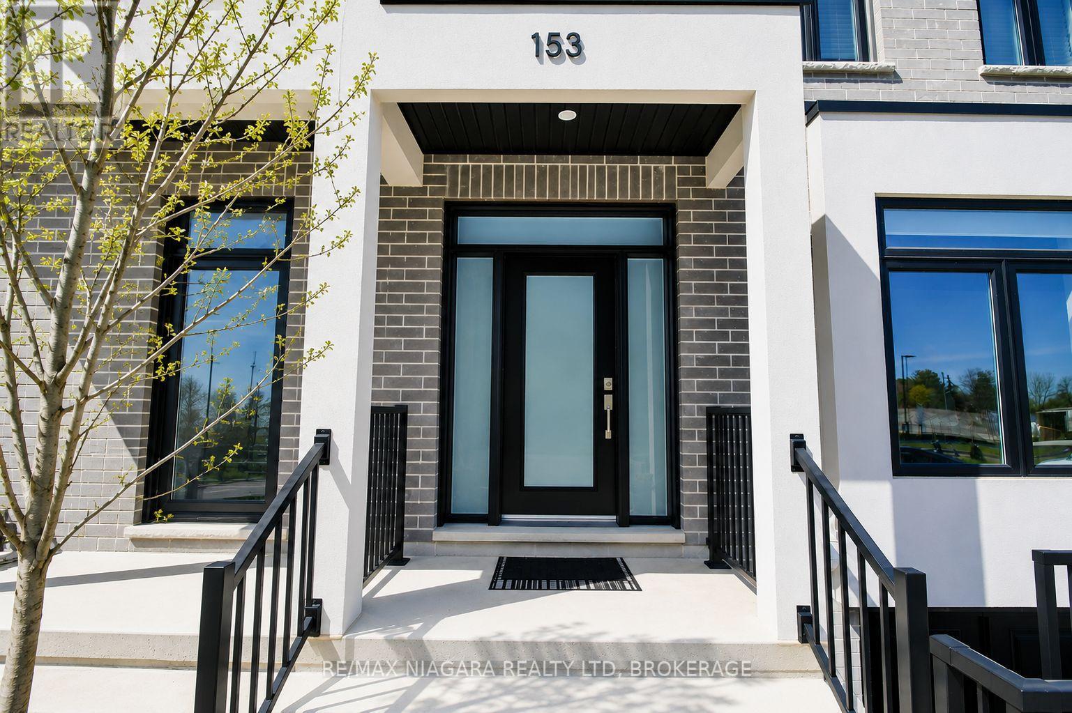 153 SUMMERSIDES BOULEVARD - 2