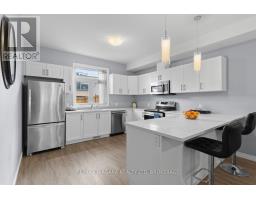 Bathroom - 153 Summersides Boulevard, Pelham, ON L0S1E6 Photo 8