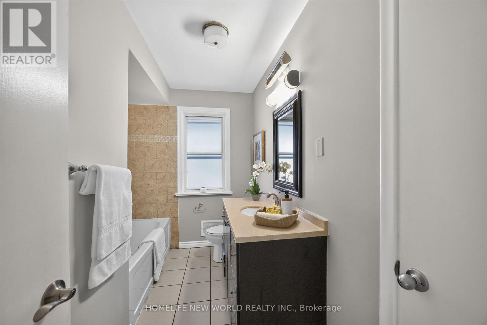 201 GODDARD STREET - 24