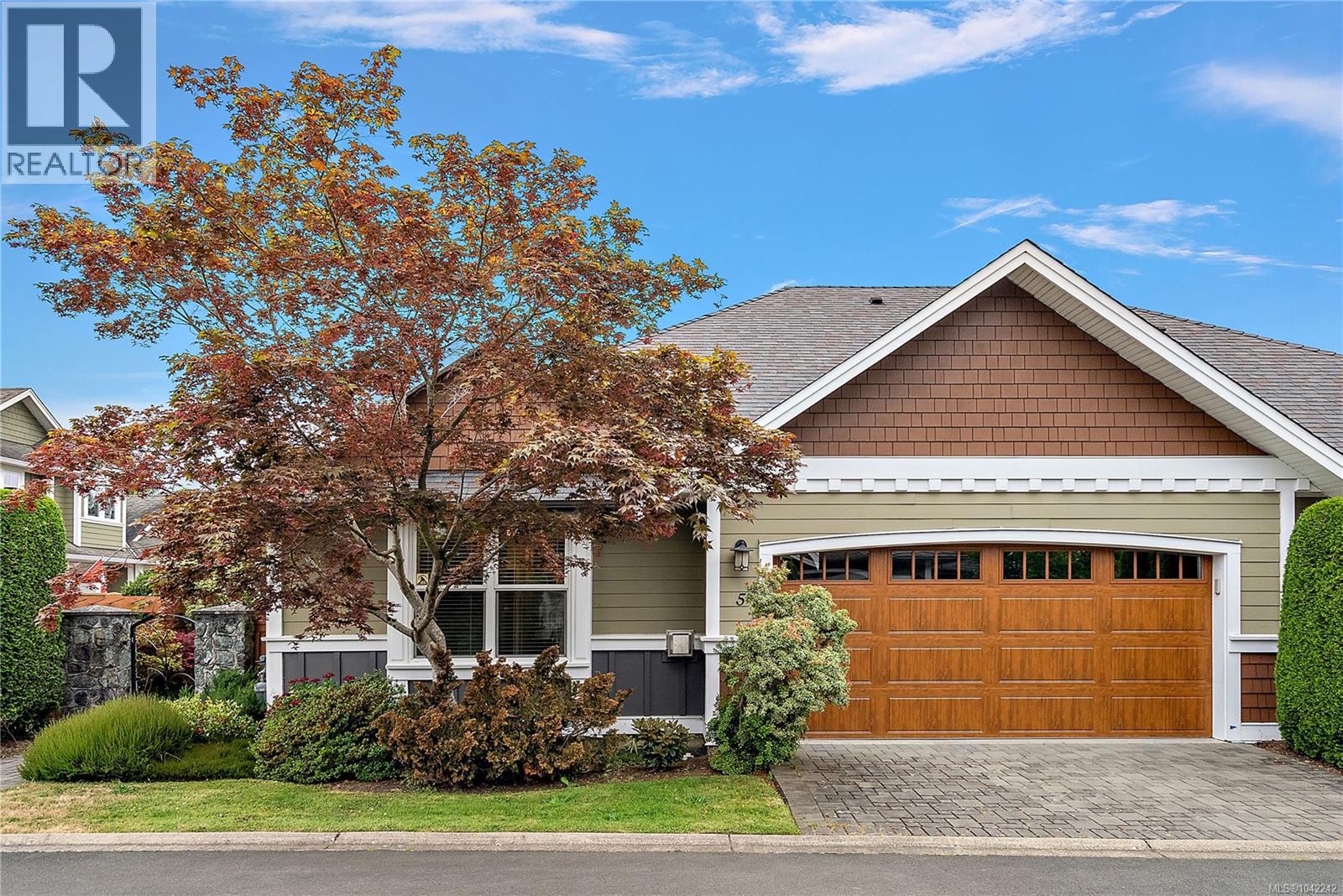 5 10520 McDonald Park Rd, North Saanich