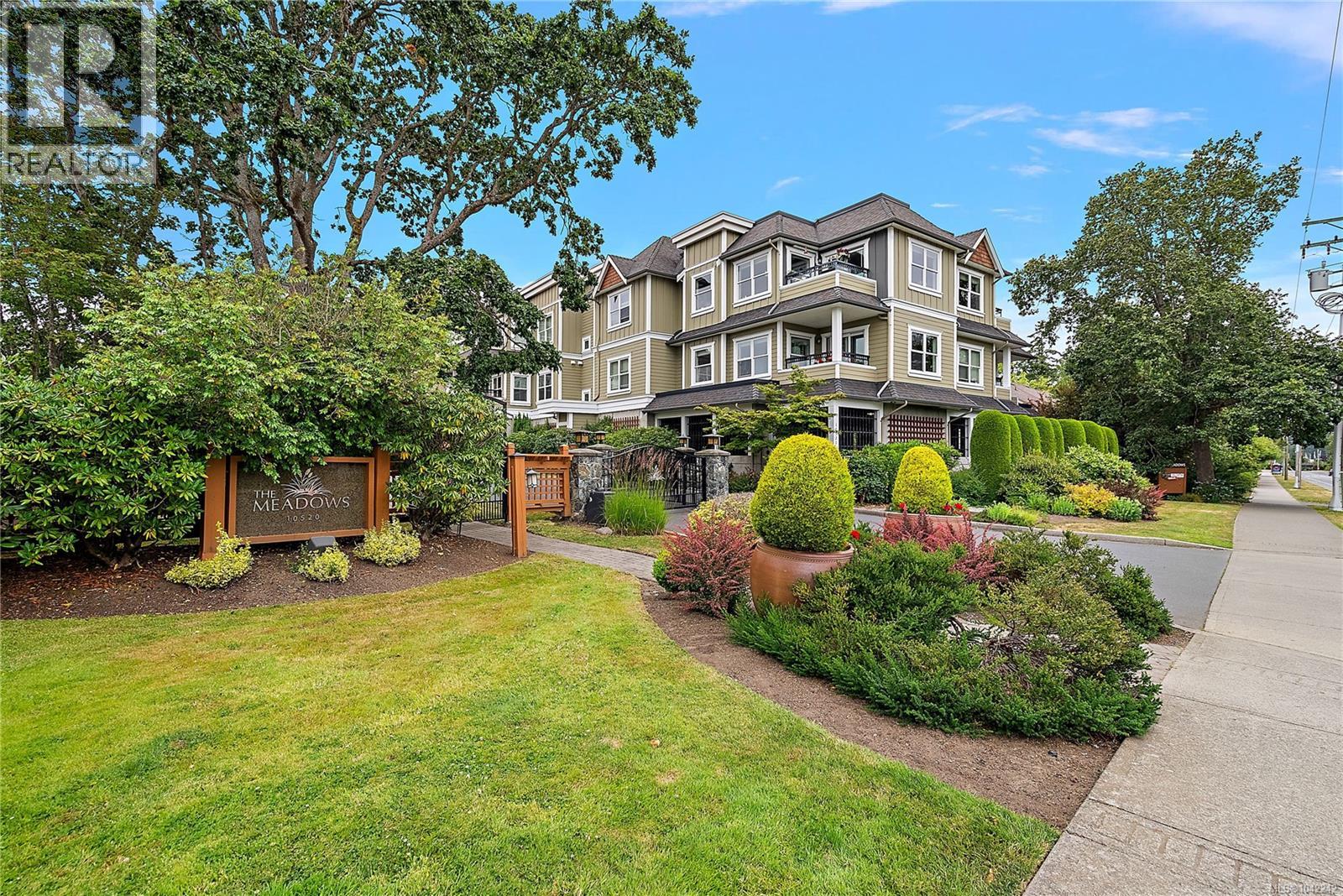 5 10520 McDonald Park Rd, North Saanich