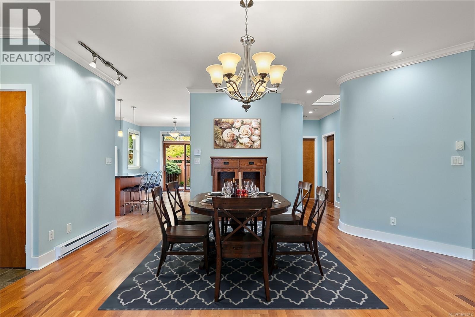 5 10520 McDonald Park Rd, North Saanich