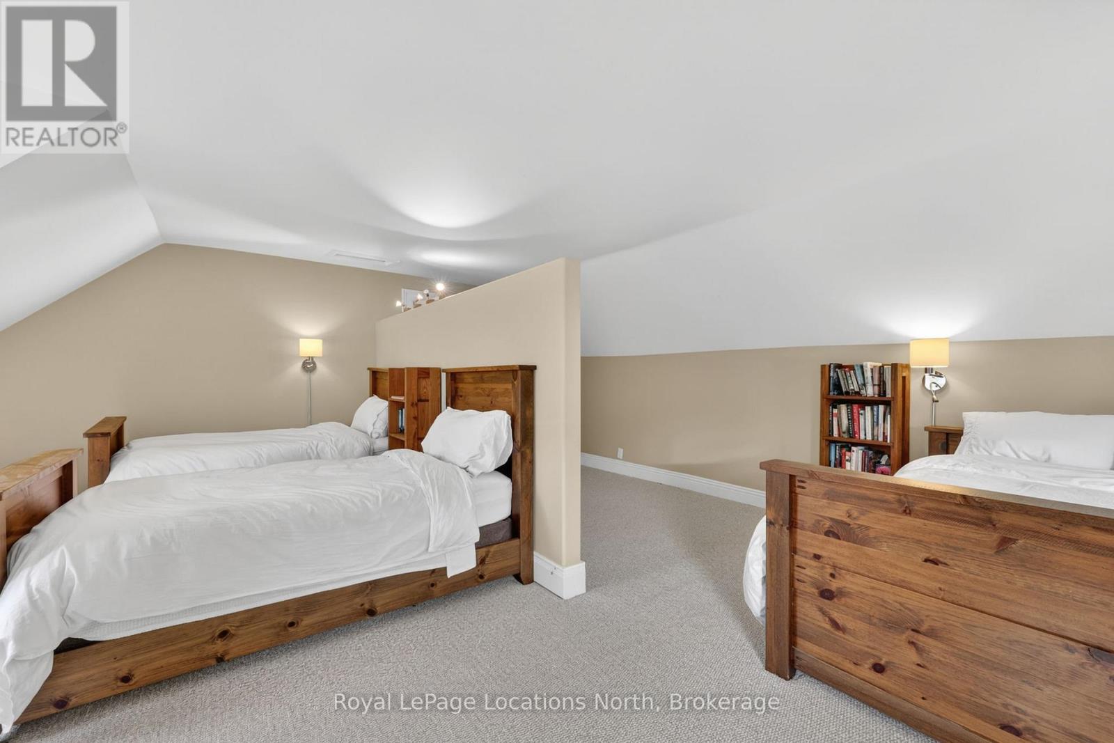 21 BRUCE STREET N - Image 35