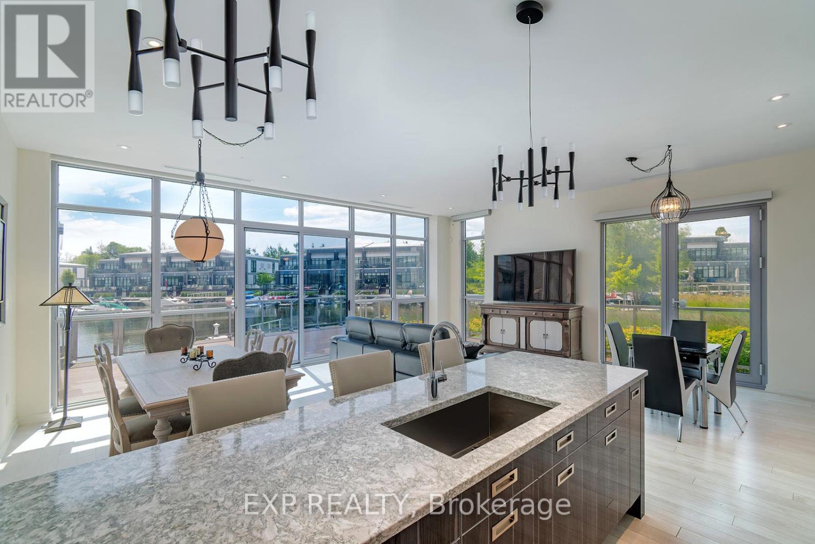 3692 FERRETTI COURT - 7