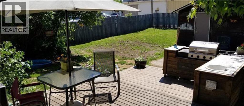 9321 101 Avenue - 21