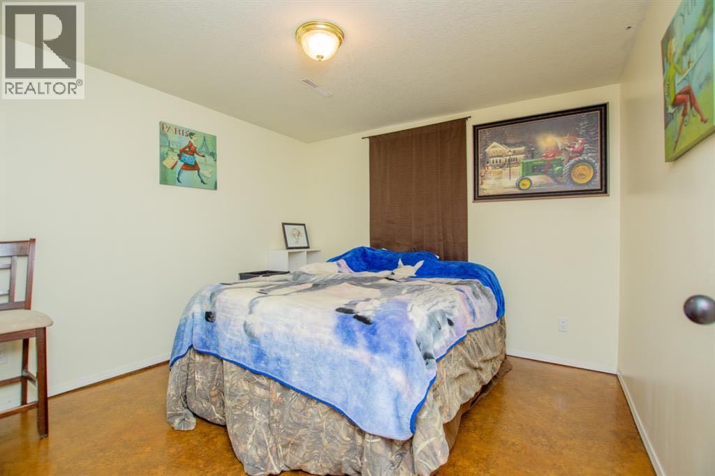 9321 101 Avenue - 17