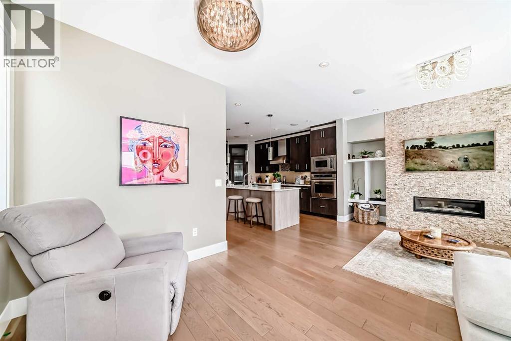 2117 51 Avenue SW - 14