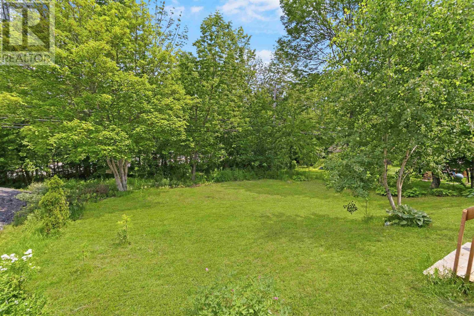 199 Dickey Drive - Image 33