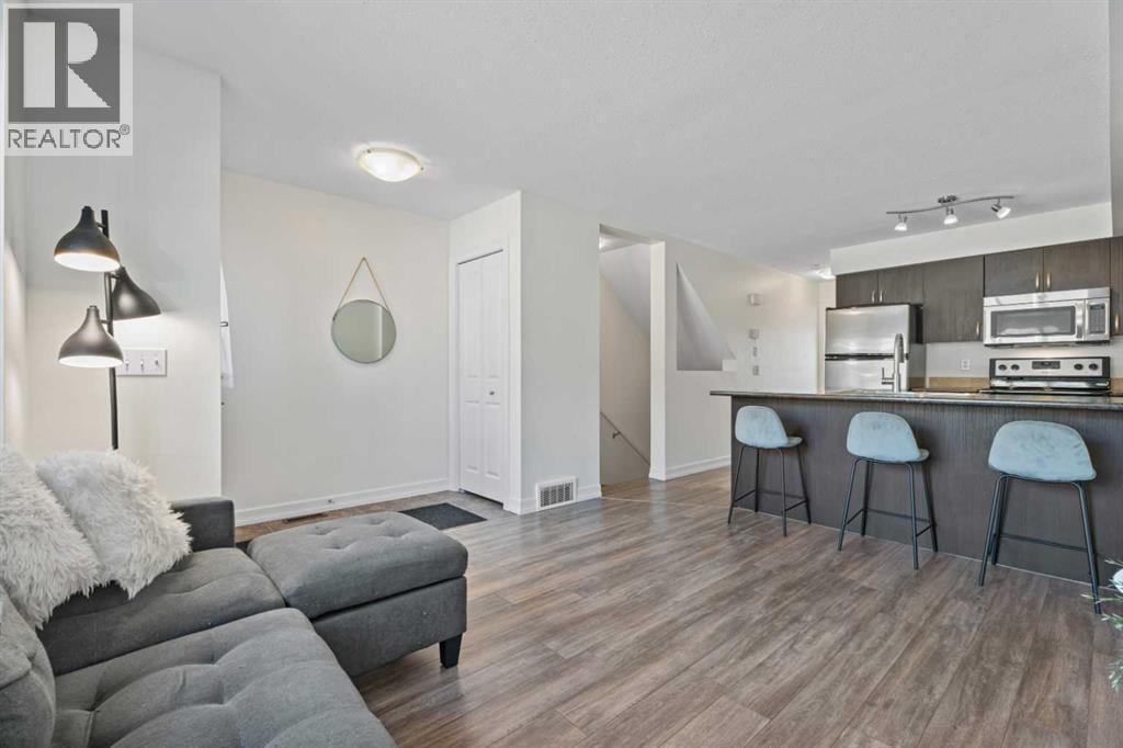 #410 121 Copperpond Common SE - 11