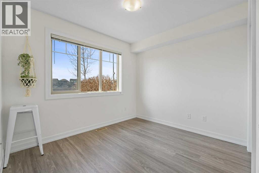 #410 121 Copperpond Common SE - 17