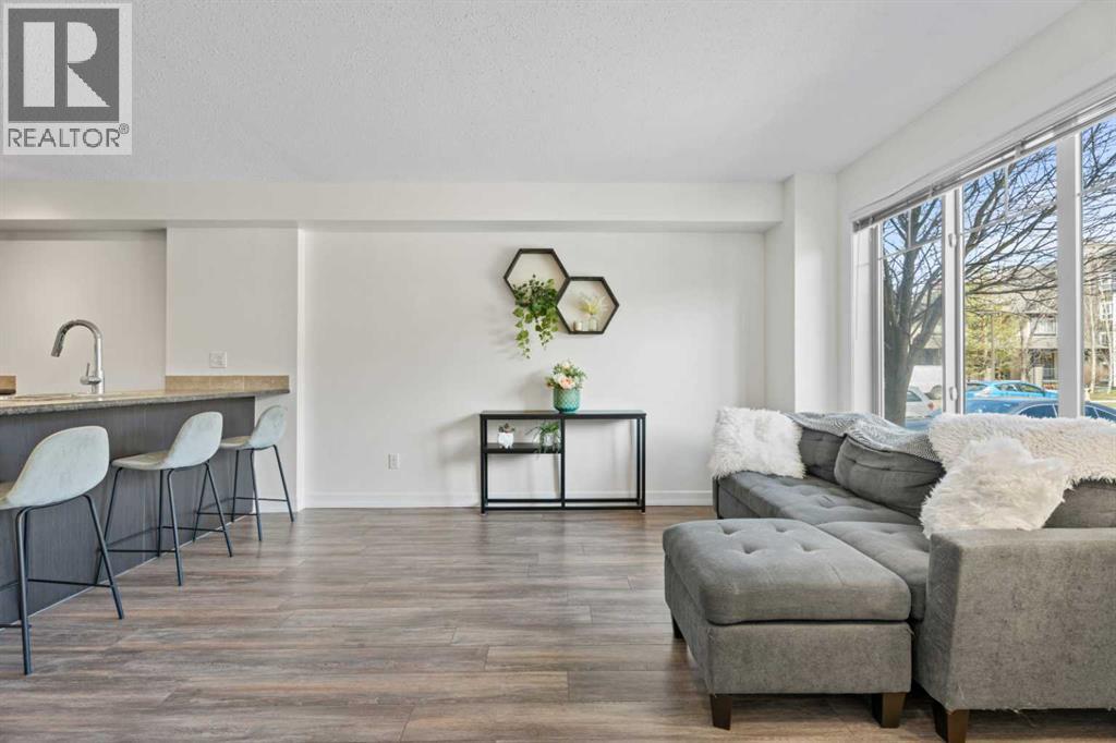 #410 121 Copperpond Common SE - 8