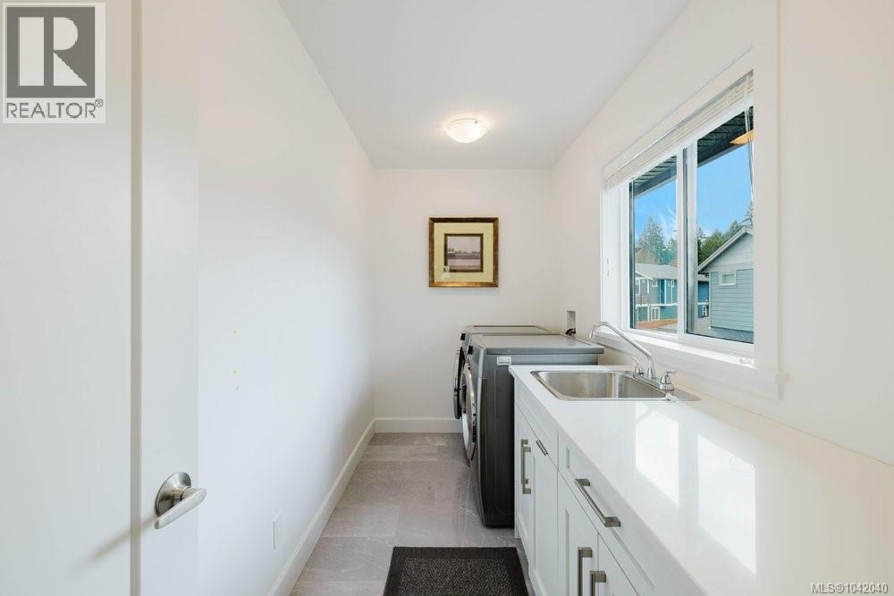5869 Deuchars Dr - 21