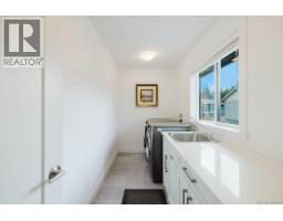 5869 Deuchars Dr, Duncan, BC V9L1L5 Photo 21
