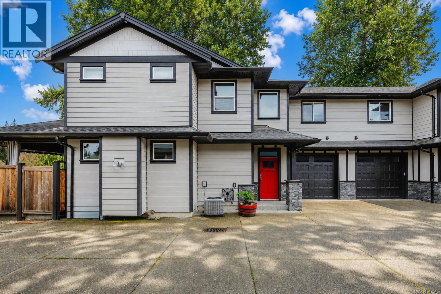 5869 Deuchars Dr - 1