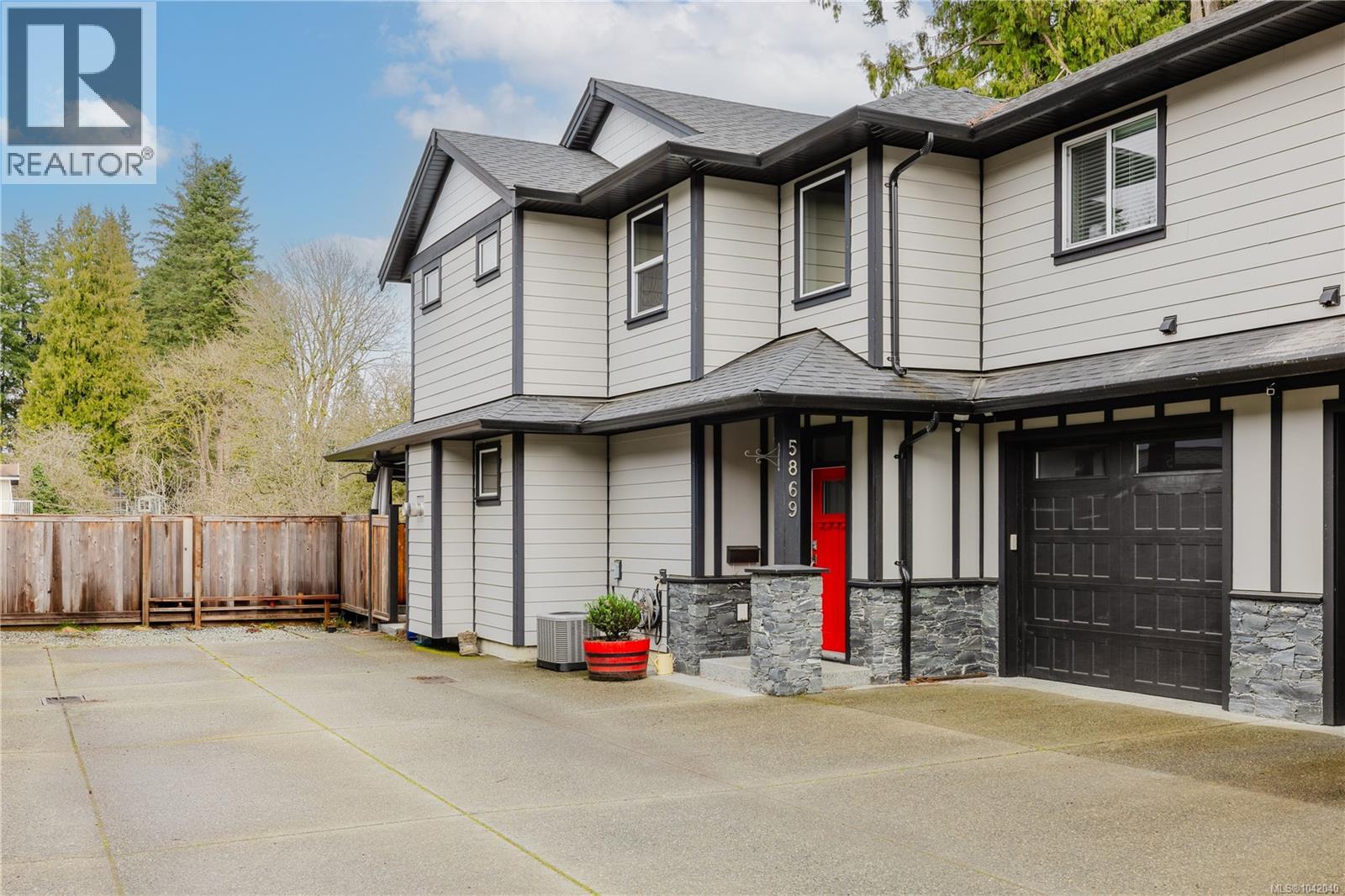 5869 Deuchars Dr - 6