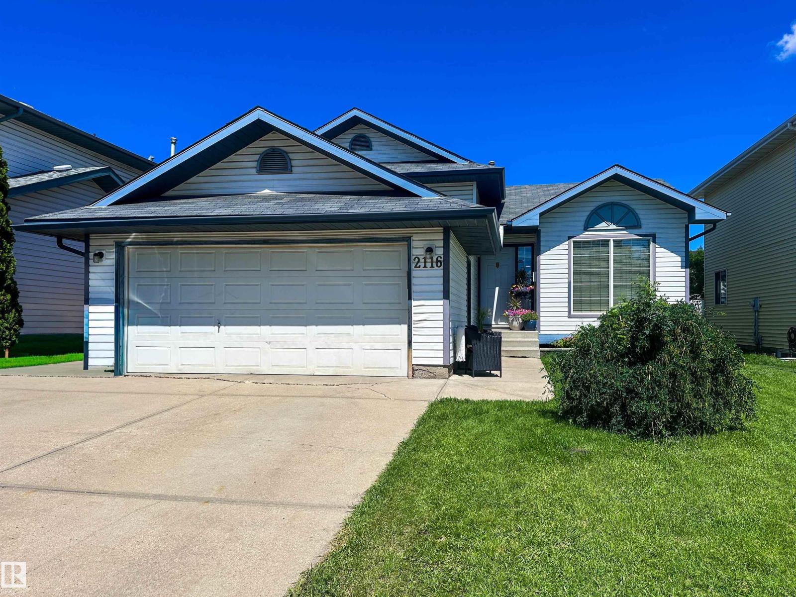 2116 152 AV NW - 1