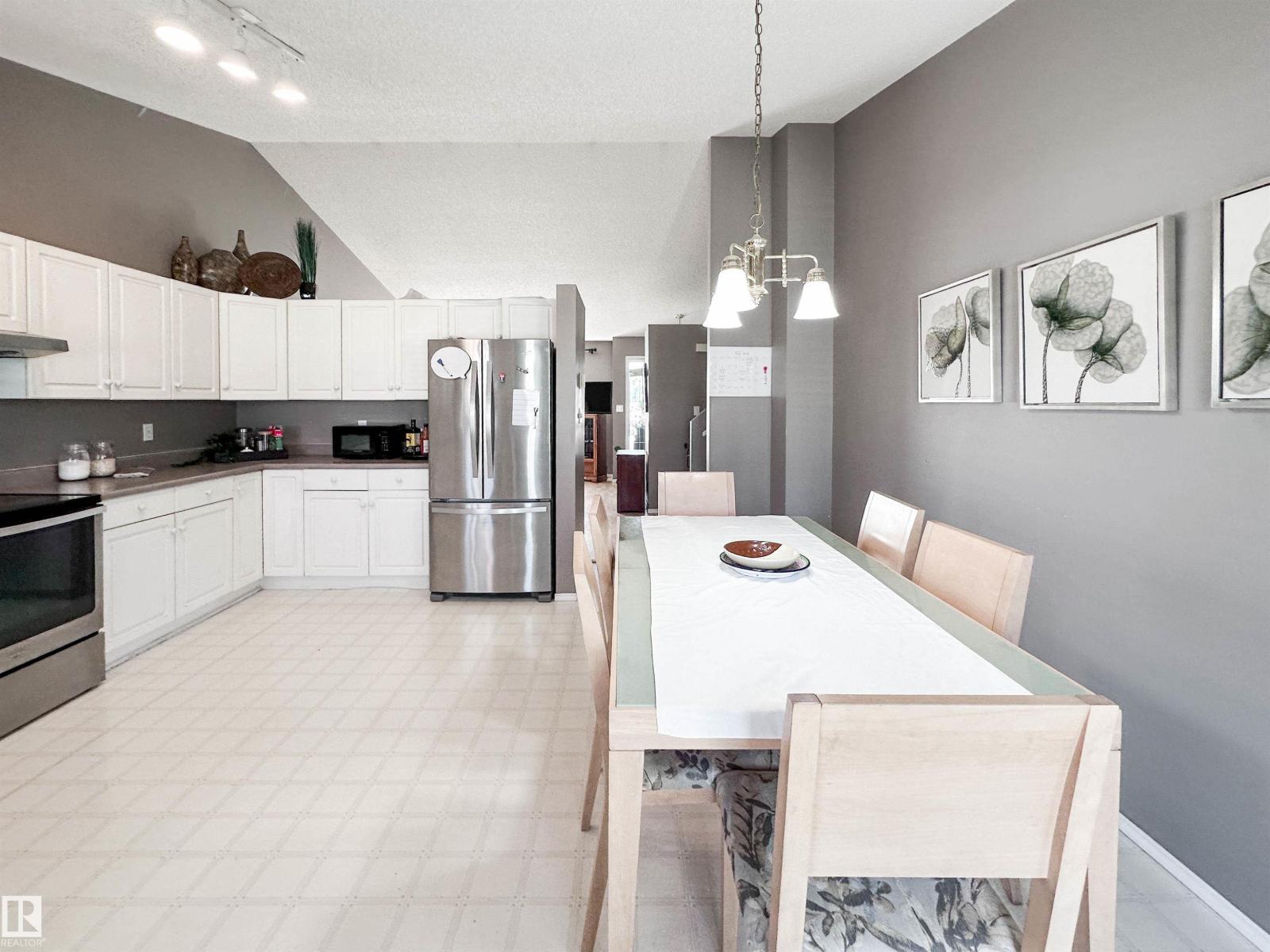 2116 152 AV NW - 15