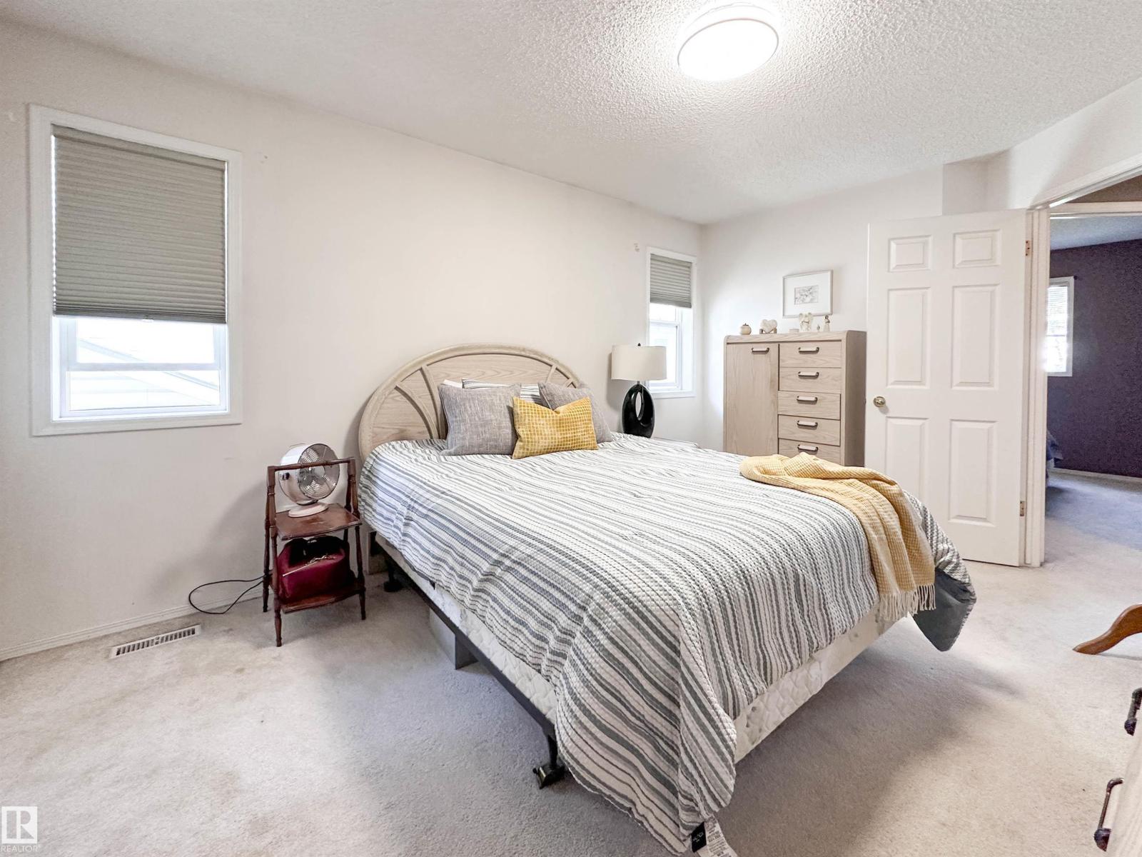 2116 152 AV NW - 27