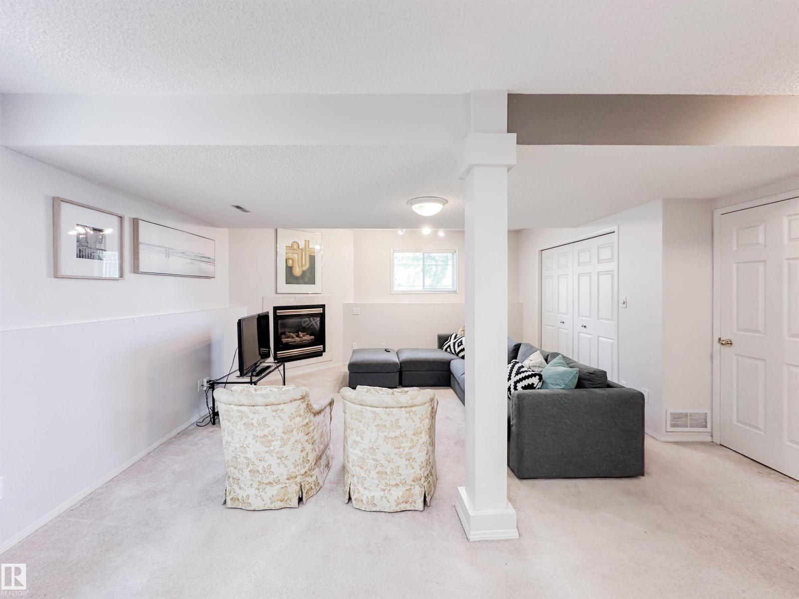 2116 152 AV NW - 40