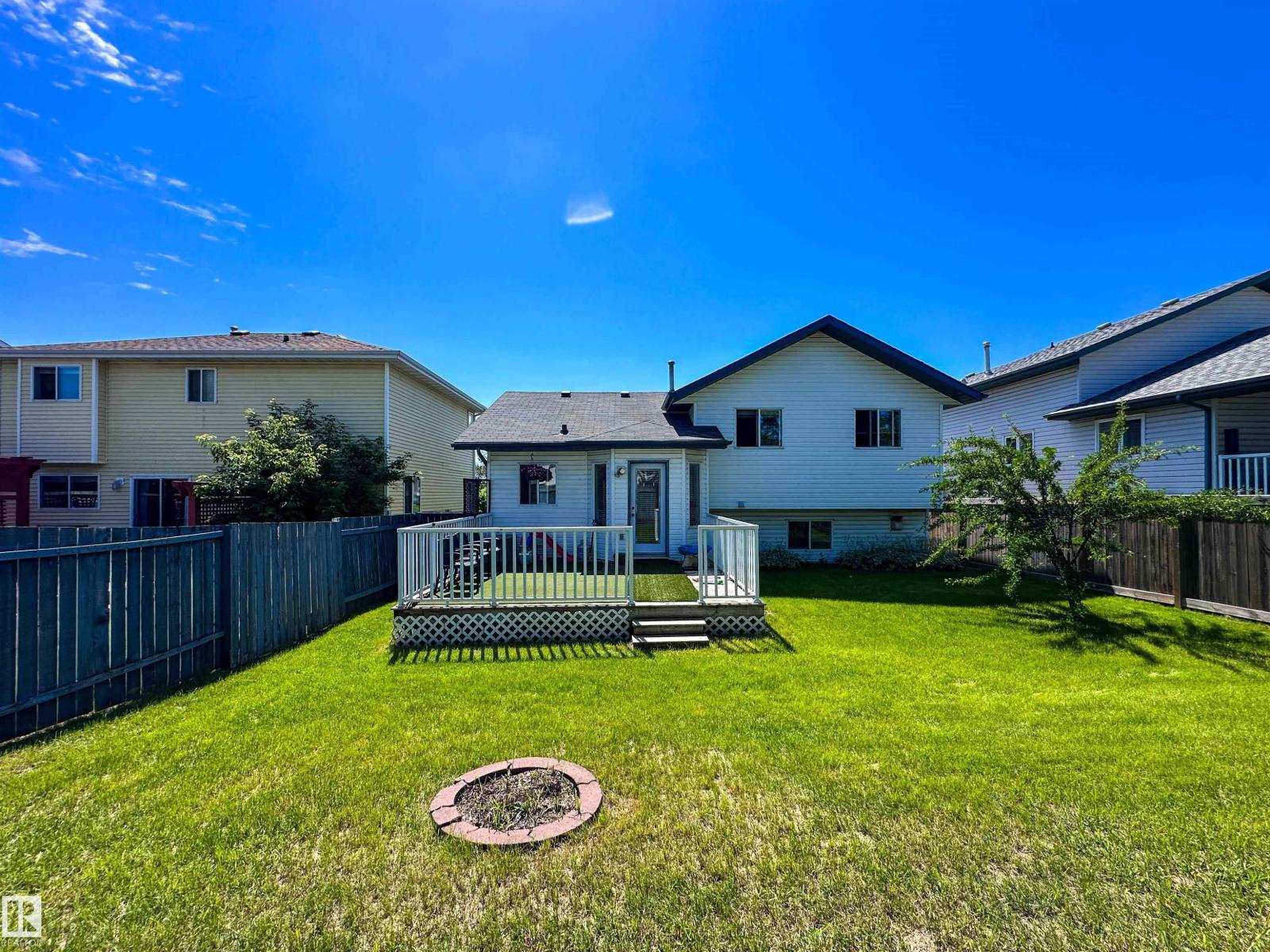 2116 152 AV NW - 50