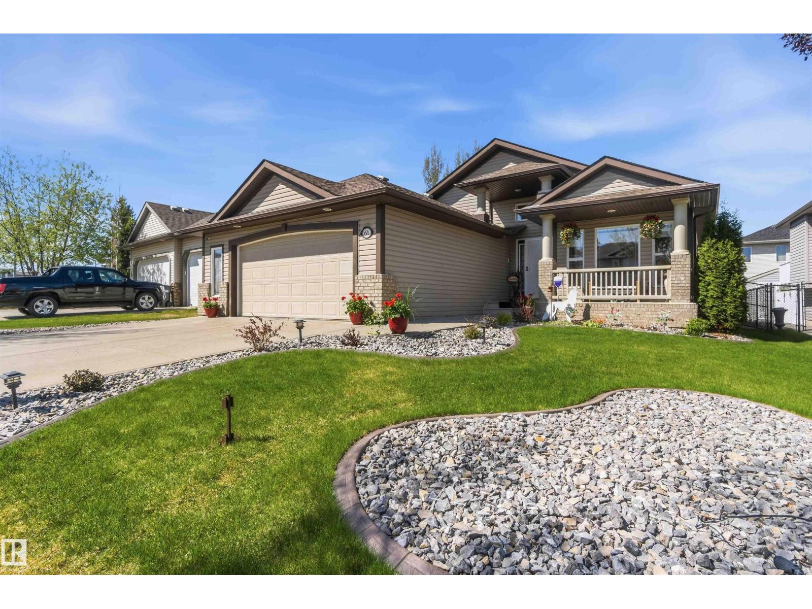 61 Linkside Blvd - 1
