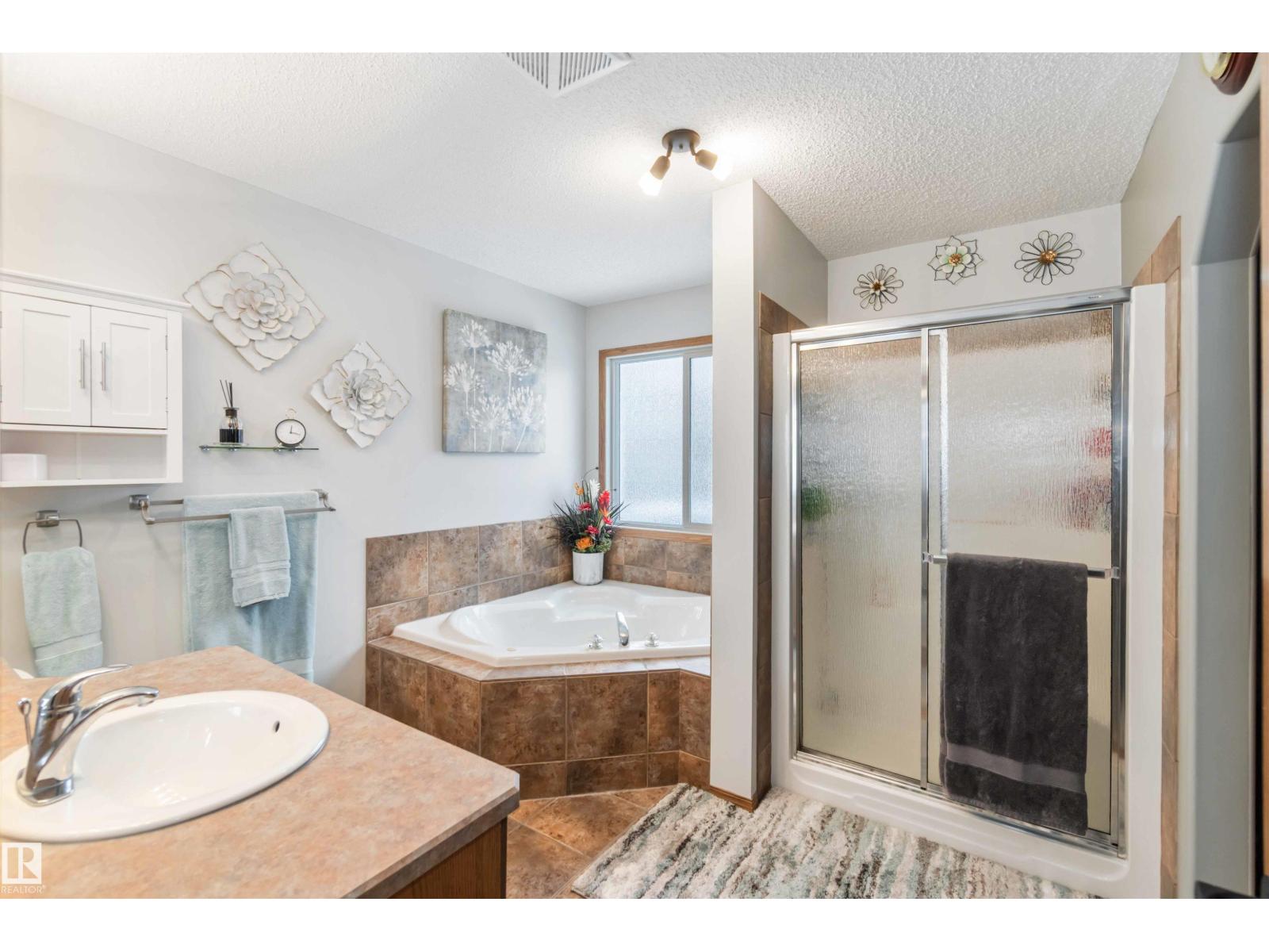 61 Linkside Blvd - 37