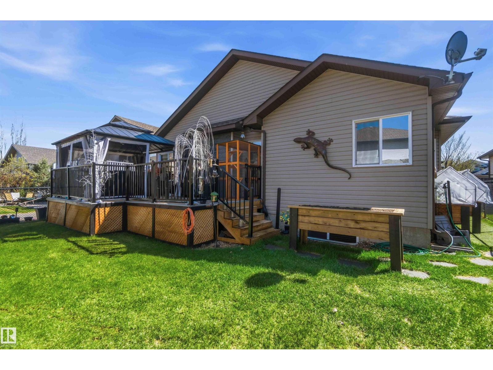 61 Linkside Blvd - 59